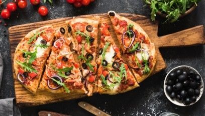 Jaka mąka do pizzy? Jaki typ będzie najlepszy na ciasto?
