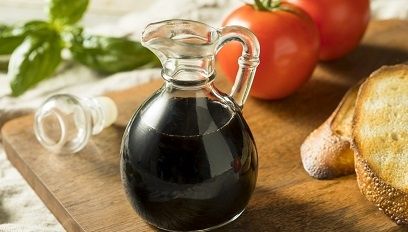 Ocet balsamiczny – do czego pasuje? 